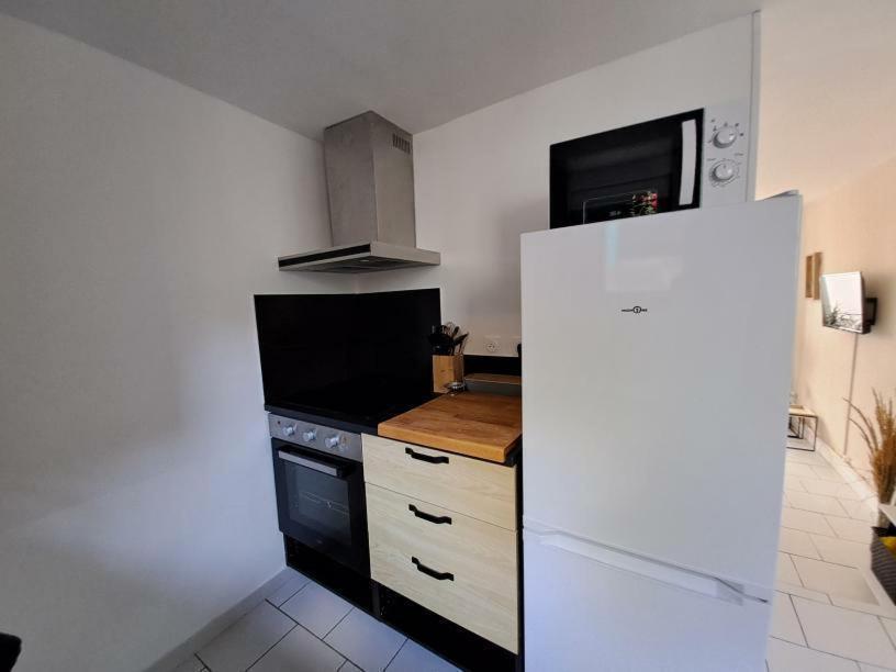 La Lillebonnaise Meuble Au Coeur De Lillebonne Villa Eksteriør bilde
